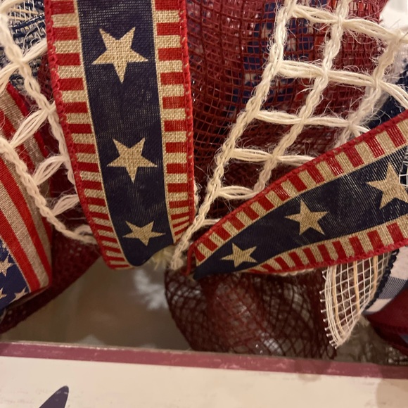 Patriotic WREATH “America God She’d His Grace on Thee” Red, White Blue FULL - Picture 4 of 13